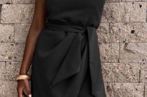  Κομψό μίνι φόρεμα με έναν ώμο με φούστα wrap Ireland, μαύρο