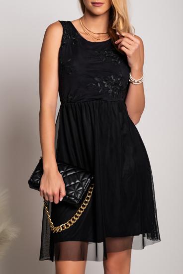 Κομψό φόρεμα με στρογγυλή λαιμόκοψη και λεπτομέρειες κεντήματος Dilana, μαύρο