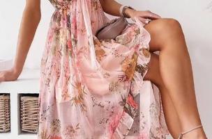 Κομψό μάξι φόρεμα με στάμπα Noalla, απαλό ροζ