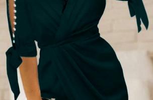 Χιαστό μίνι φόρεμα Candys με λεπτομέρεια από faux πέρλες, πράσινο