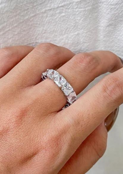 Ασημένιο δαχτυλίδι με διακοσμητικά διαμάντια ART2743, ασημί χρώμα