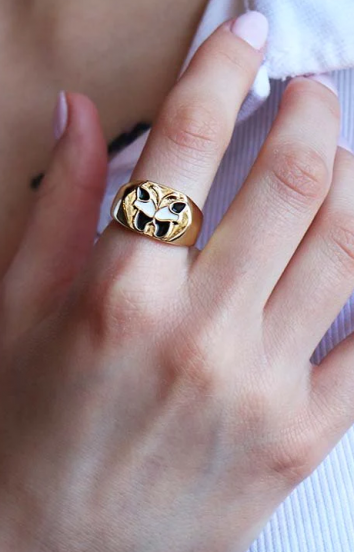 Κομψό δαχτυλίδι με μοτίβο πεταλούδας ART530, χρυσό χρώμα
