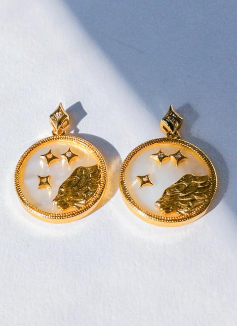 Στρογγυλά σκουλαρίκια LION, ART881, χρυσό χρώμα