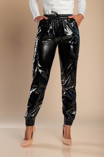 Παντελόνι μόδας σε εμφάνιση λατέξ 11251, μαύρο