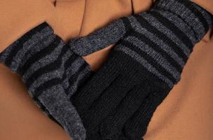 Γάντια Stripes- μαύρο