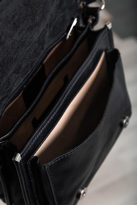 Τσάντα από φυσικό δέρμα 0588F, μαύρο